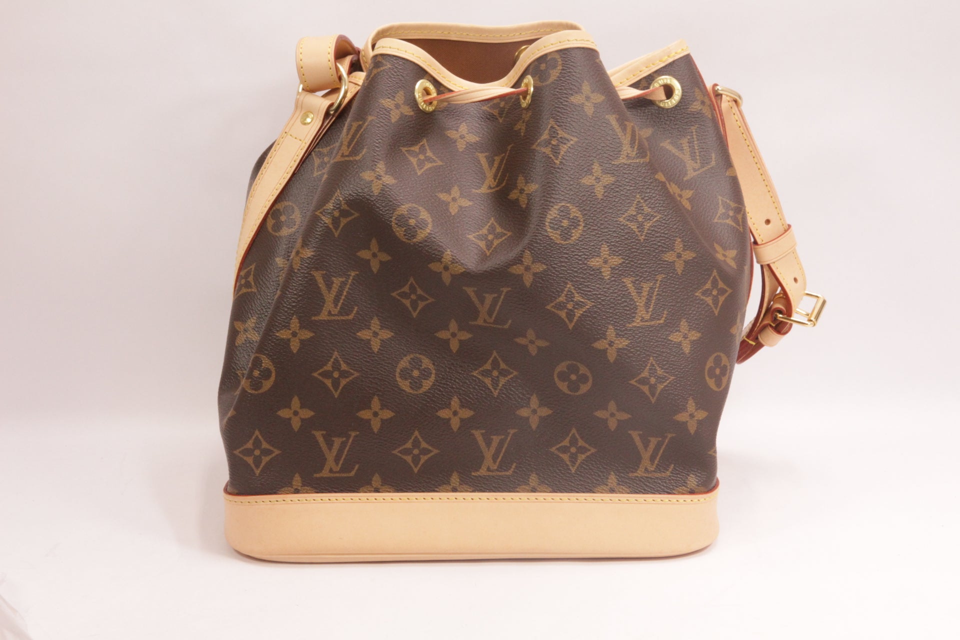 Louis Vuitton Petit Noe Monogram