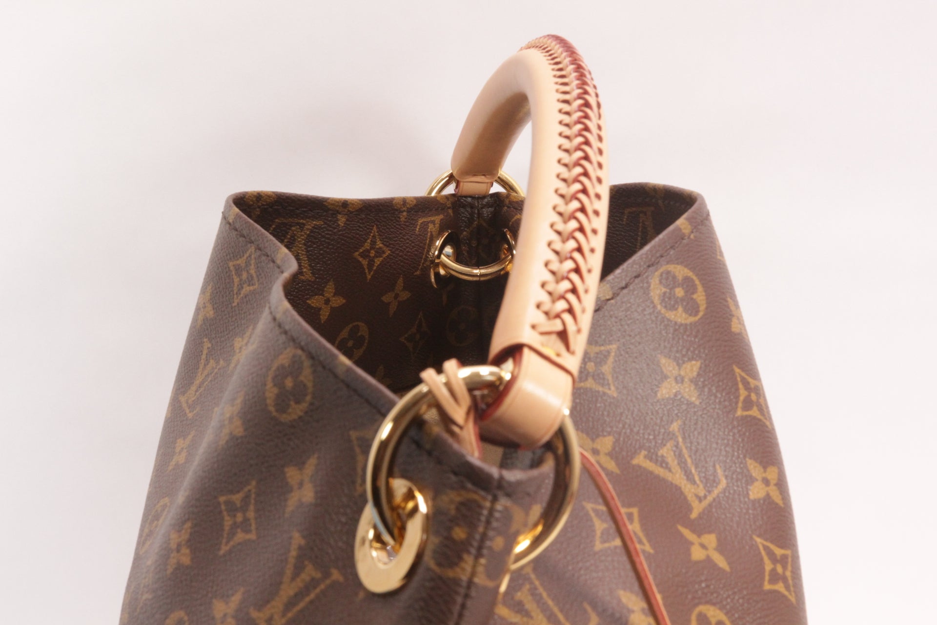 Louis Vuitton Artsy MM Monogram