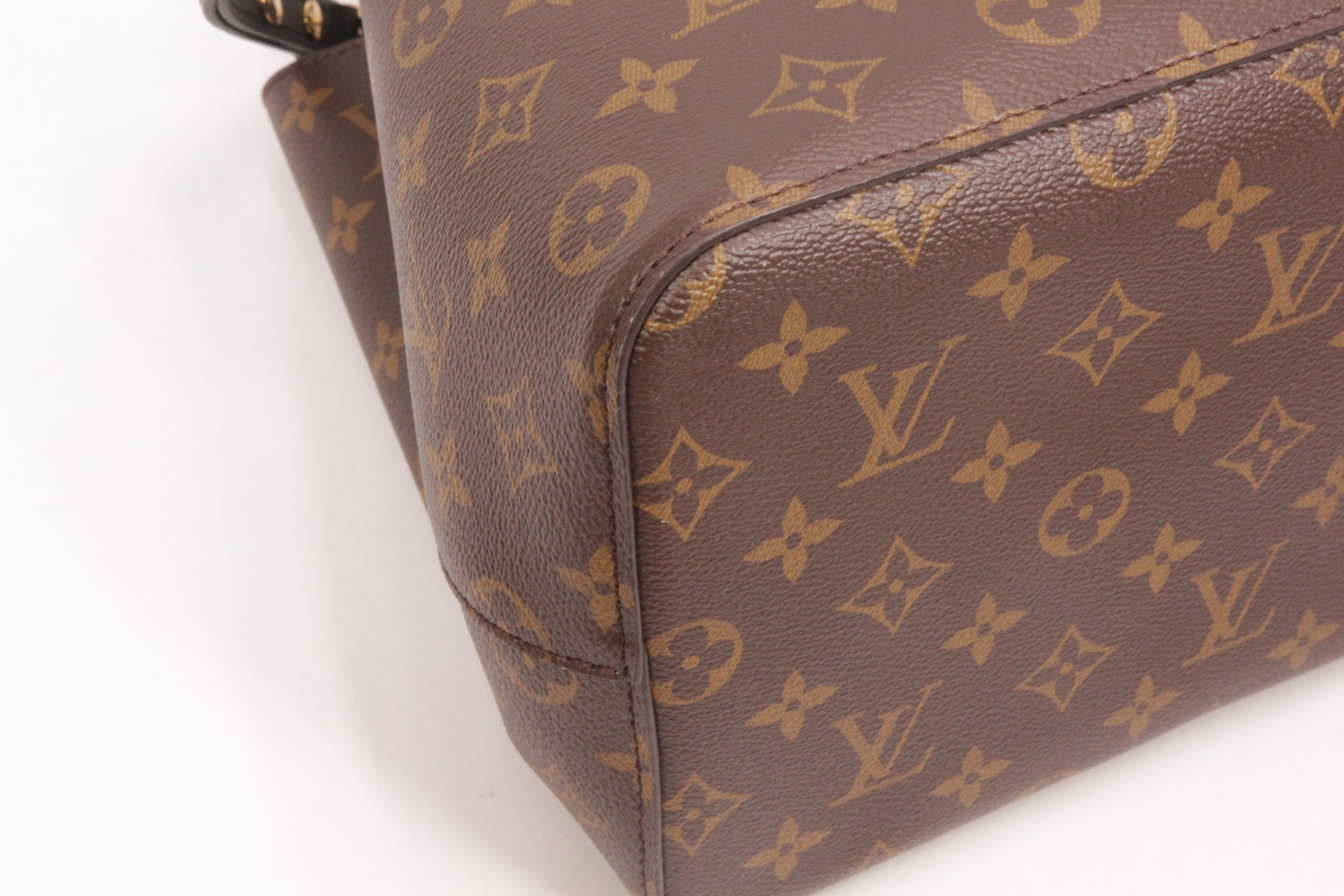 Louis Vuitton Neonoe Monogram