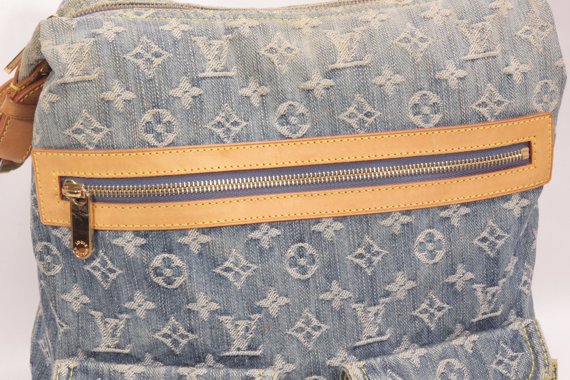 Louis Vuitton Baggy GM Denim Monogram