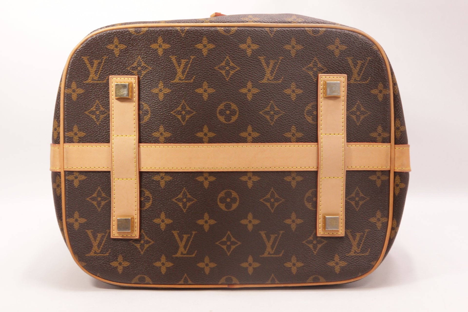 Louis Vuitton Neo Monogram