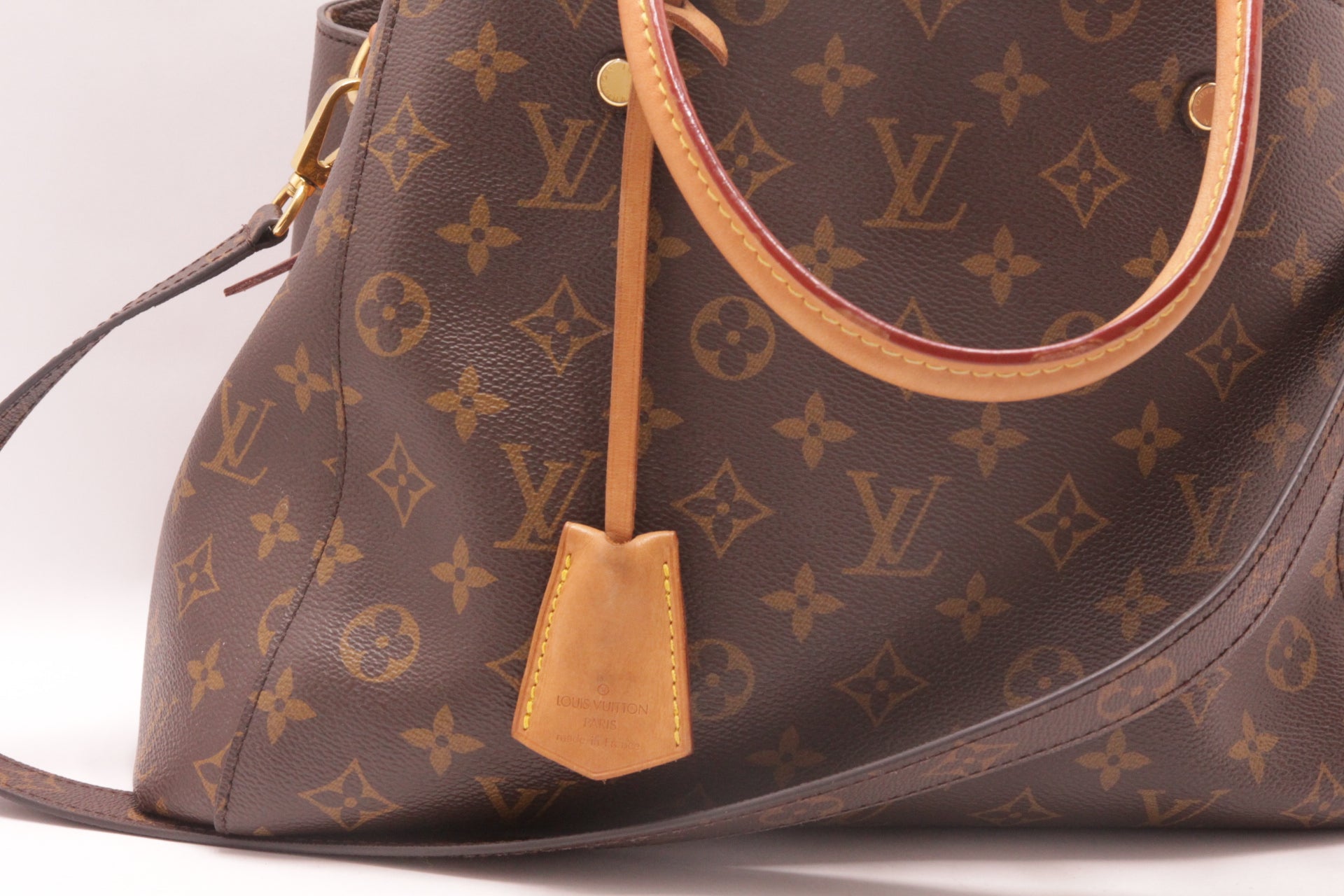 Louis Vuitton Montaigne MM Monogram