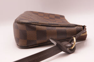 Louis Vuitton Pochette NM Damier