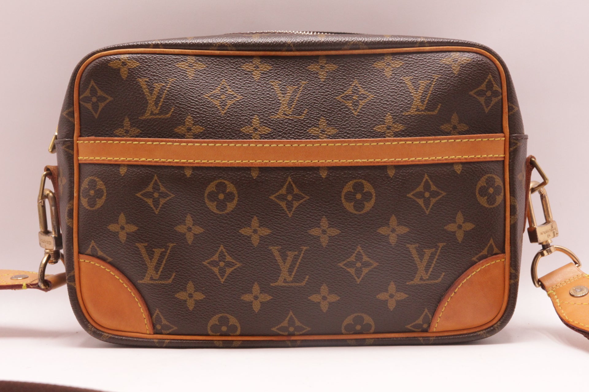 Louis Vuitton Trocadero 26 Monogram Umhängetasche