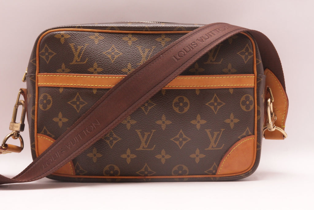 Louis Vuitton Trocadero 26 Monogram Umhängetasche