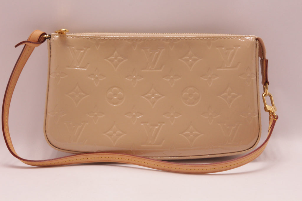 Louis Vuitton Pochette NM Beige Vernis