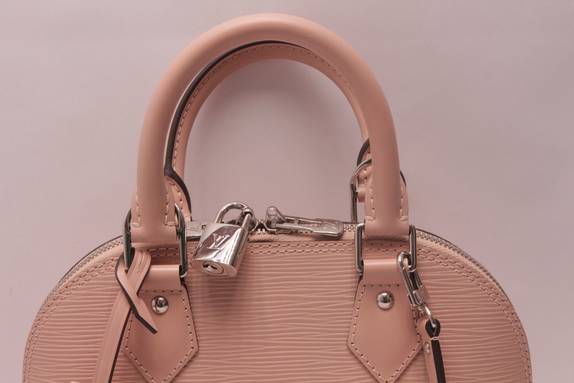 Louis Vuitton Alma BB Epi Rose