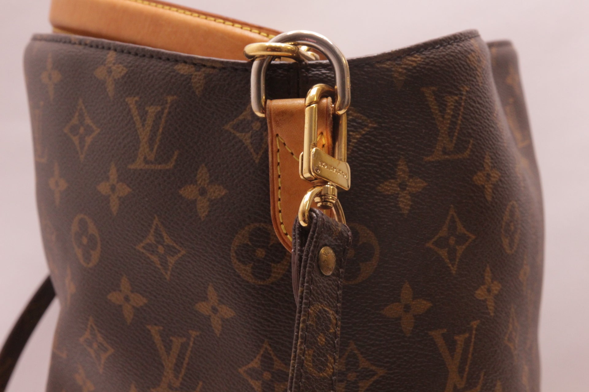 Louis Vuitton Melie Monogram Shopper