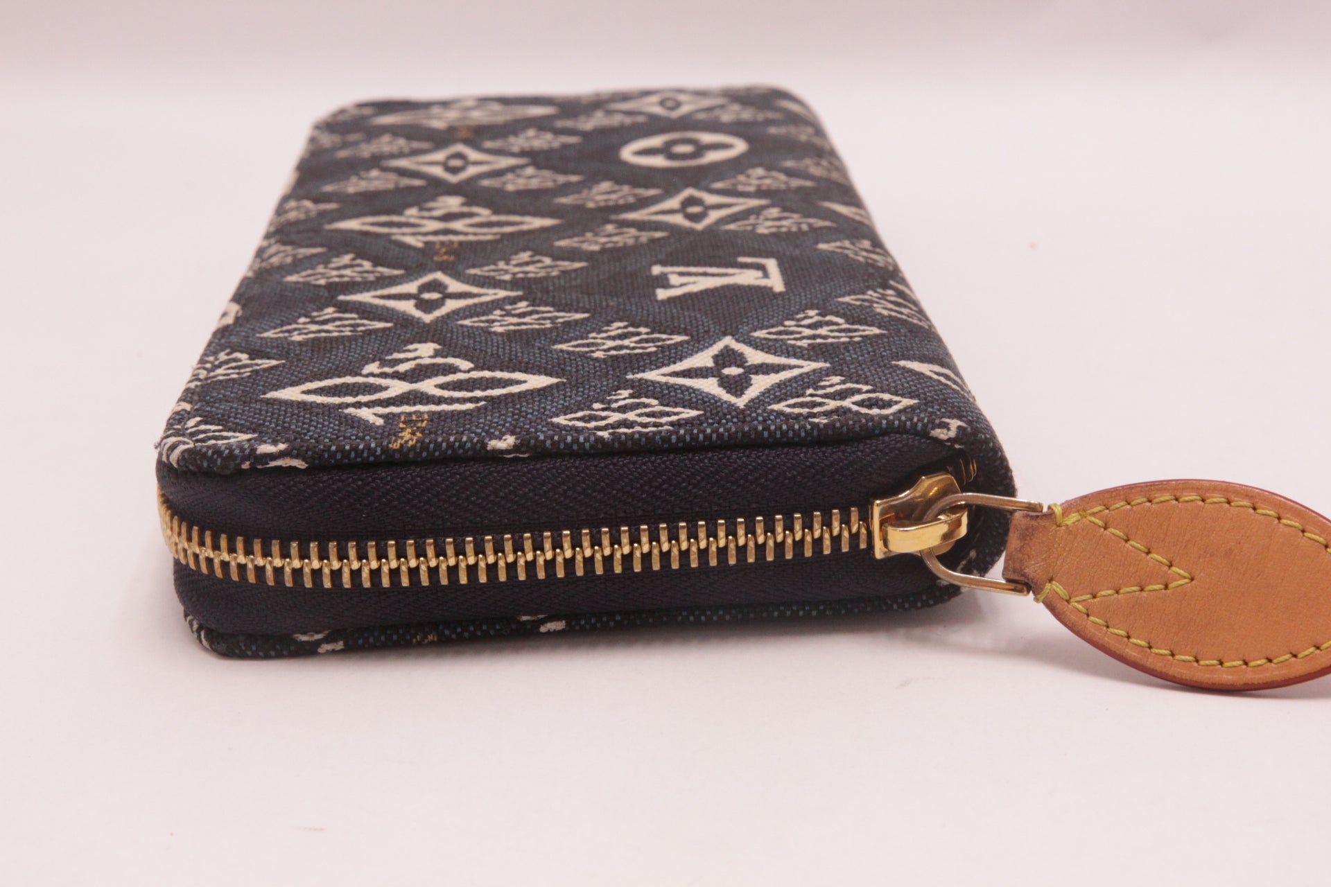 Louis Vuitton 1854 Zippy Blau/Weiss