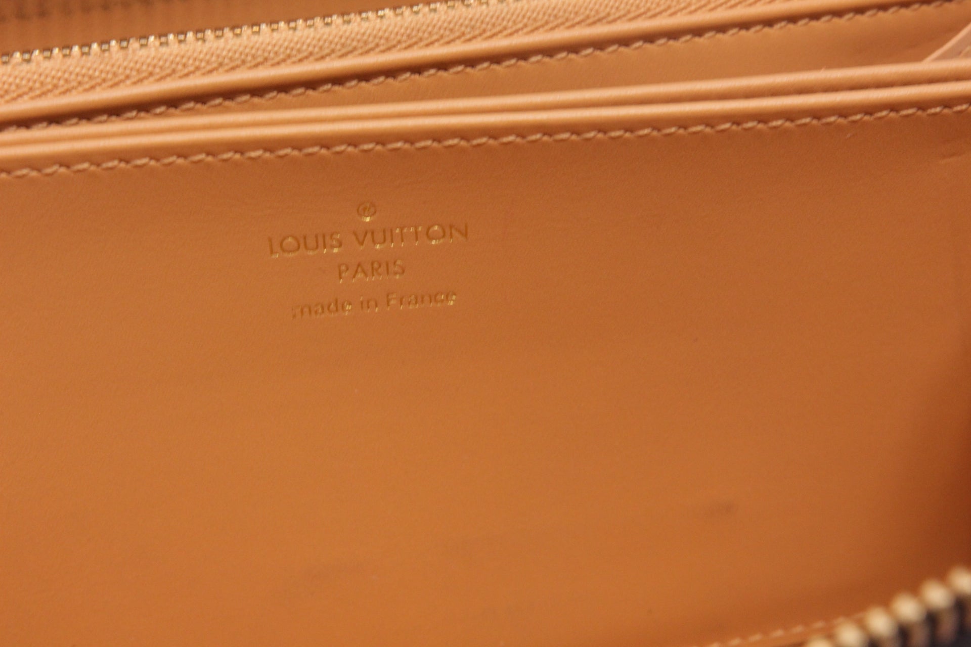 Louis Vuitton 1854 Zippy Blau/Weiss