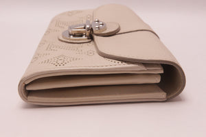 Louis Vuitton Mahina Amelia Ivory Leder Geldbörse