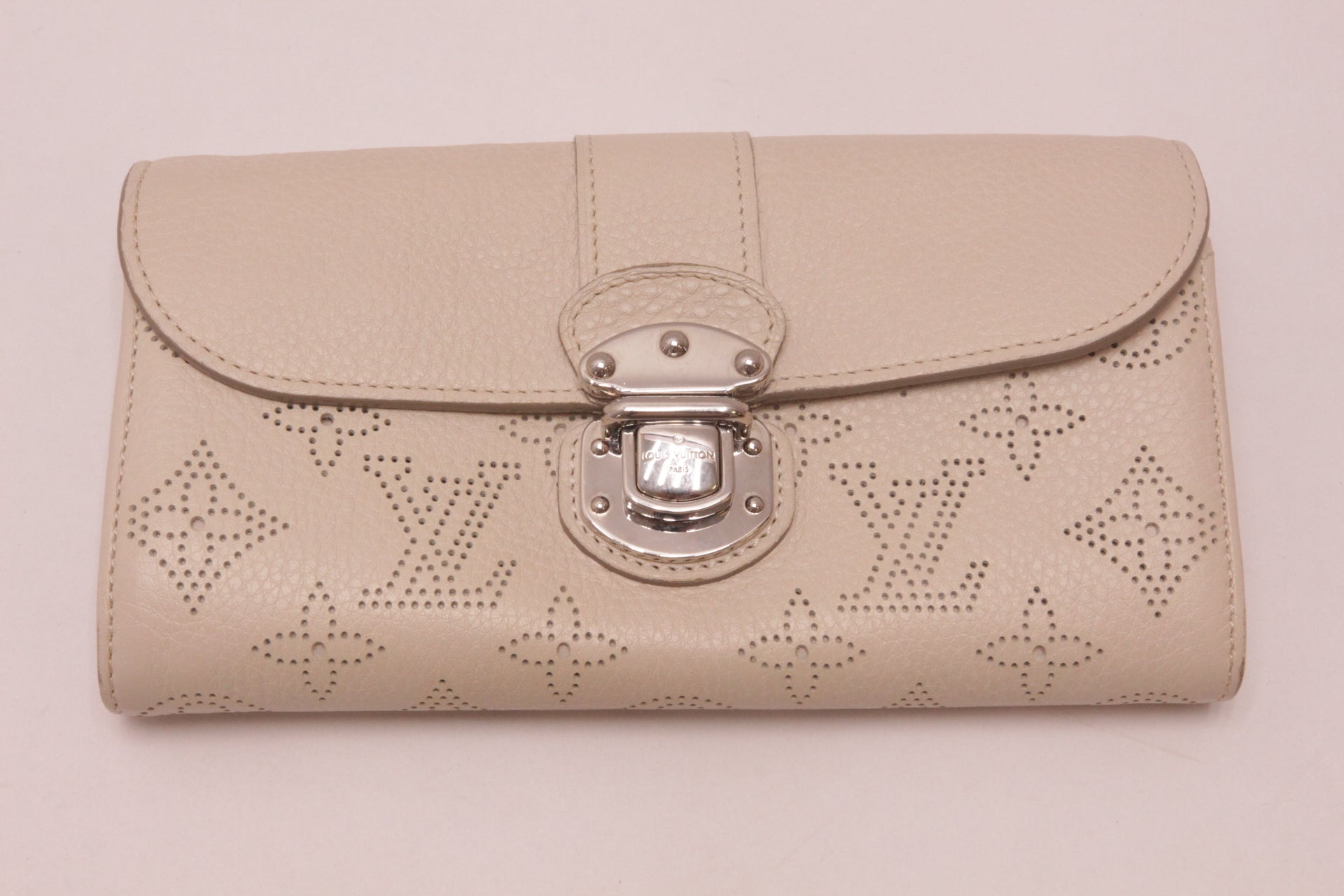 Louis Vuitton Mahina Amelia Ivory Leder Geldbörse