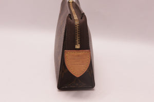Louis Vuitton Poche Toilette 15 Monogram