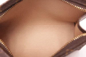 Louis Vuitton Poche Toilette 15 Monogram
