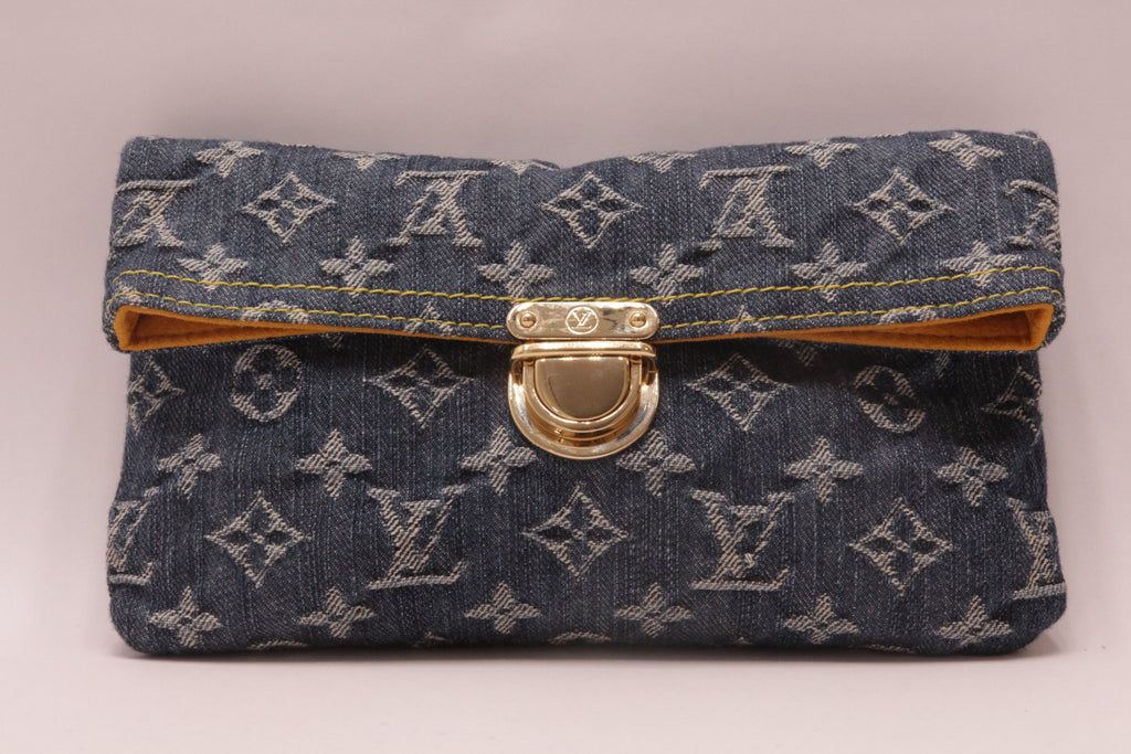 Louis Vuitton Blue Denim Monogram Denim Pochette Pratt Clutch