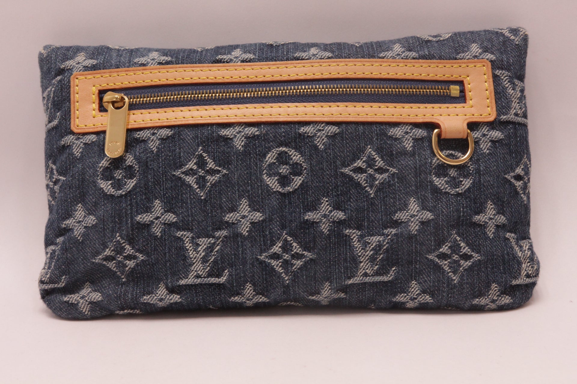 Louis Vuitton Blue Denim Monogram Denim Pochette Pratt Clutch