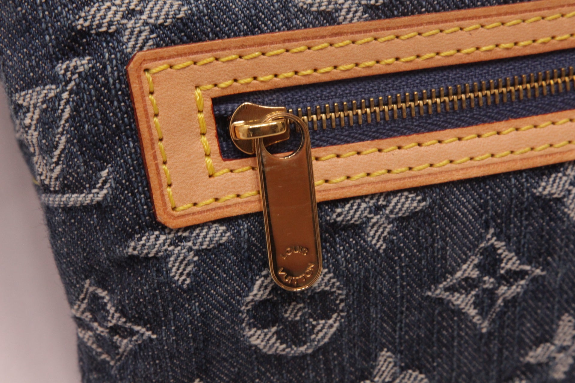 Louis Vuitton Blue Denim Monogram Denim Pochette Pratt Clutch