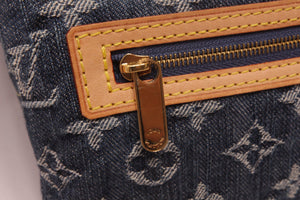 Louis Vuitton Blue Denim Monogram Denim Pochette Pratt Clutch
