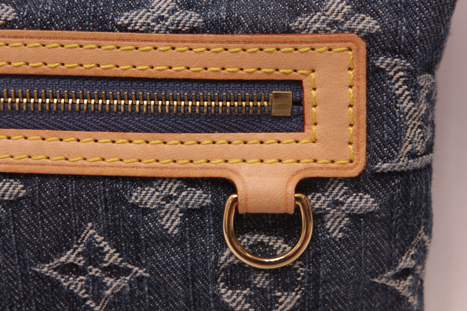 Louis Vuitton Blue Denim Monogram Denim Pochette Pratt Clutch