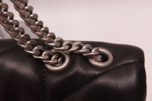 Yves Saint Laurent Puffer Toy aus Lammleder Noir