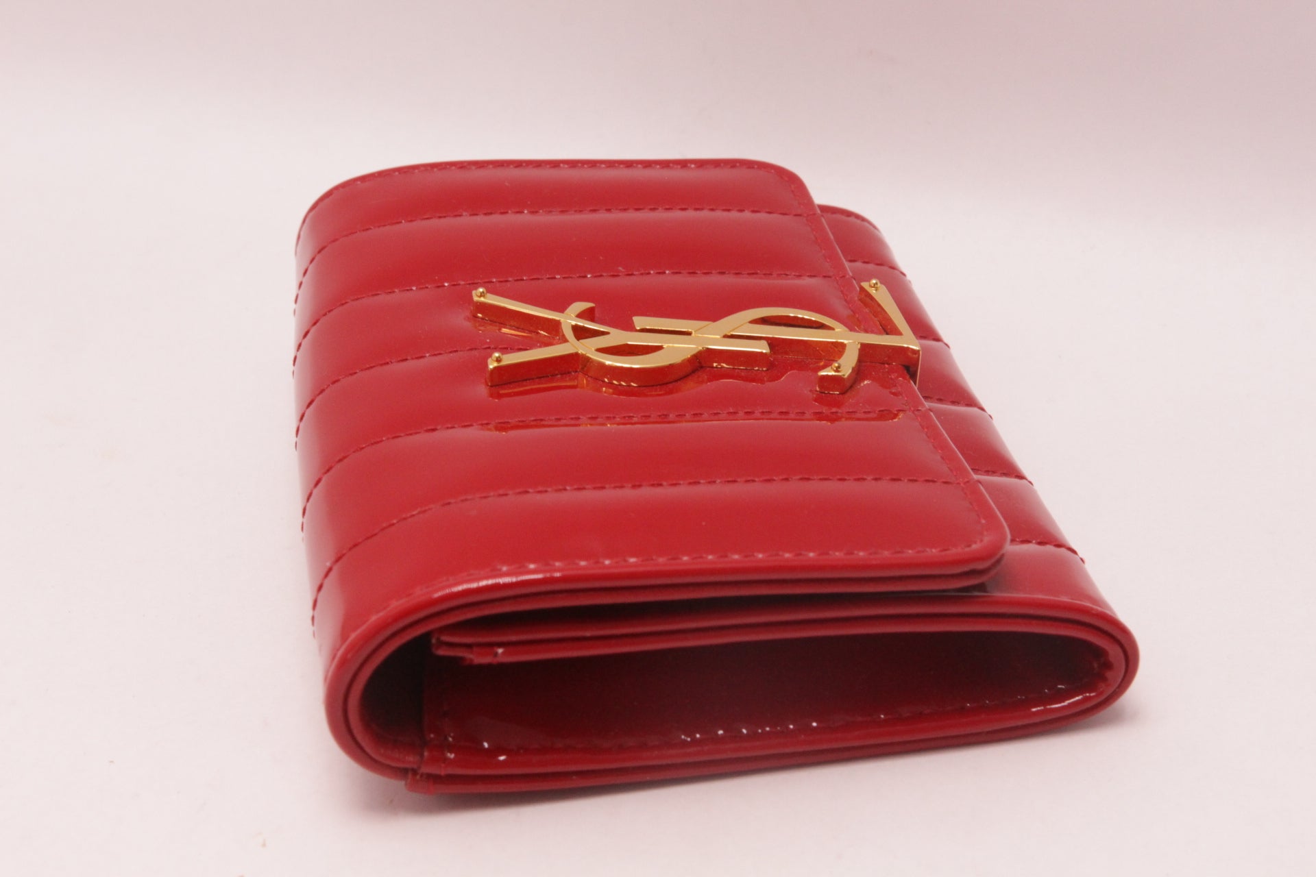 Yves Saint Laurent Geldbörse Lackleder