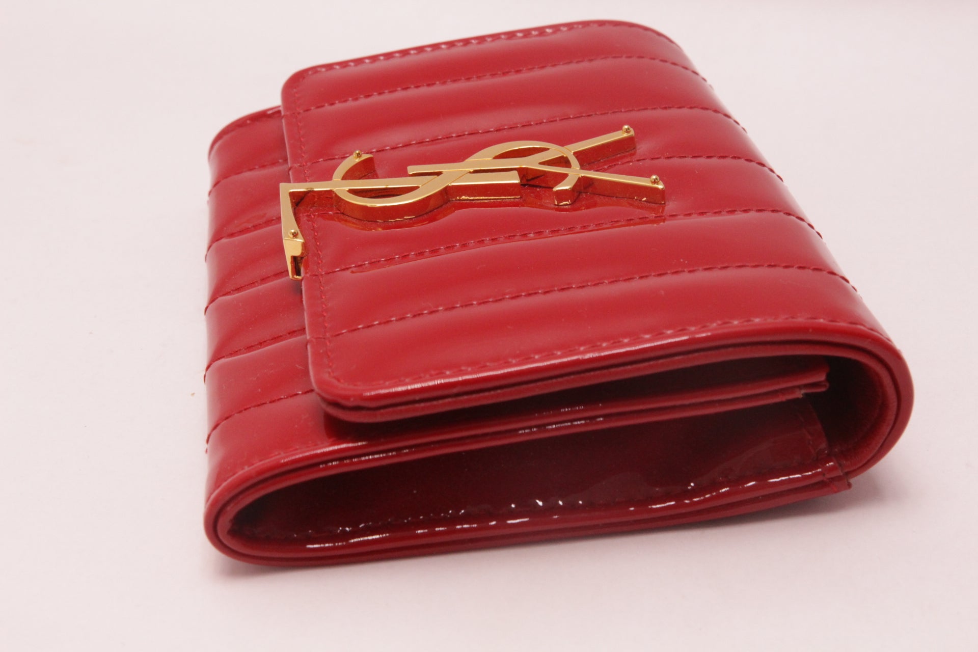 Yves Saint Laurent Geldbörse Lackleder