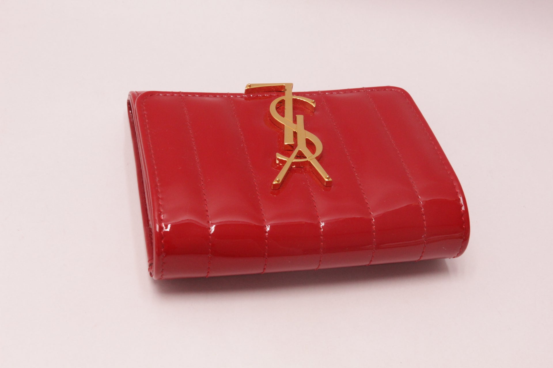 Yves Saint Laurent Geldbörse Lackleder