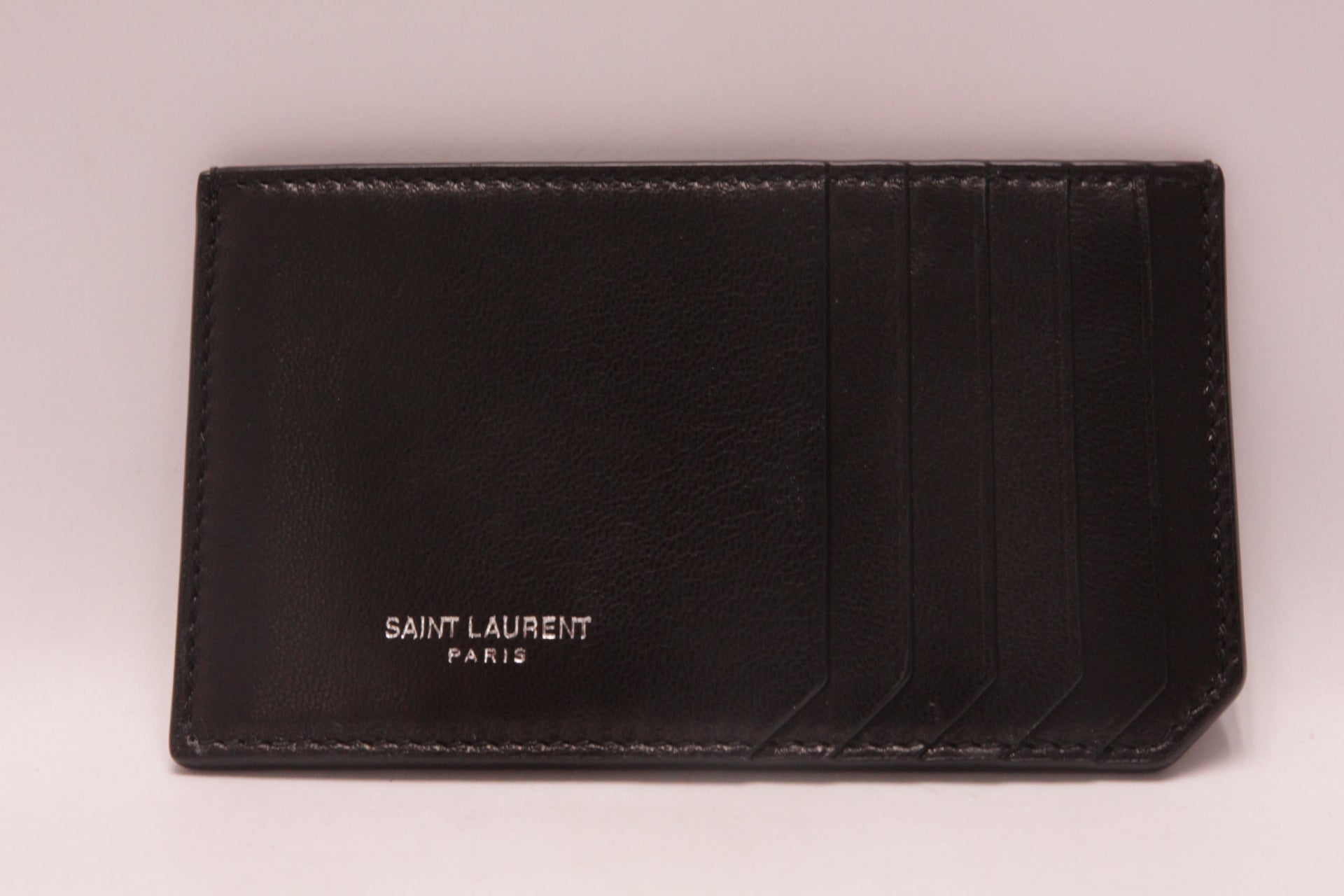 Yves Saint Laurent Kartenetui aus Lammleder Noir