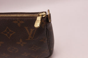 Louis Vuitton Pochette Accessoires Monogram