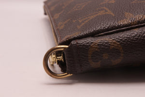 Louis Vuitton Pochette Accessoires Monogram
