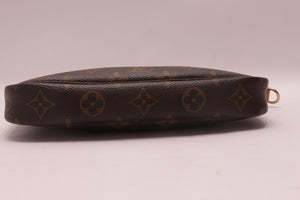 Louis Vuitton Pochette Accessoires Monogram
