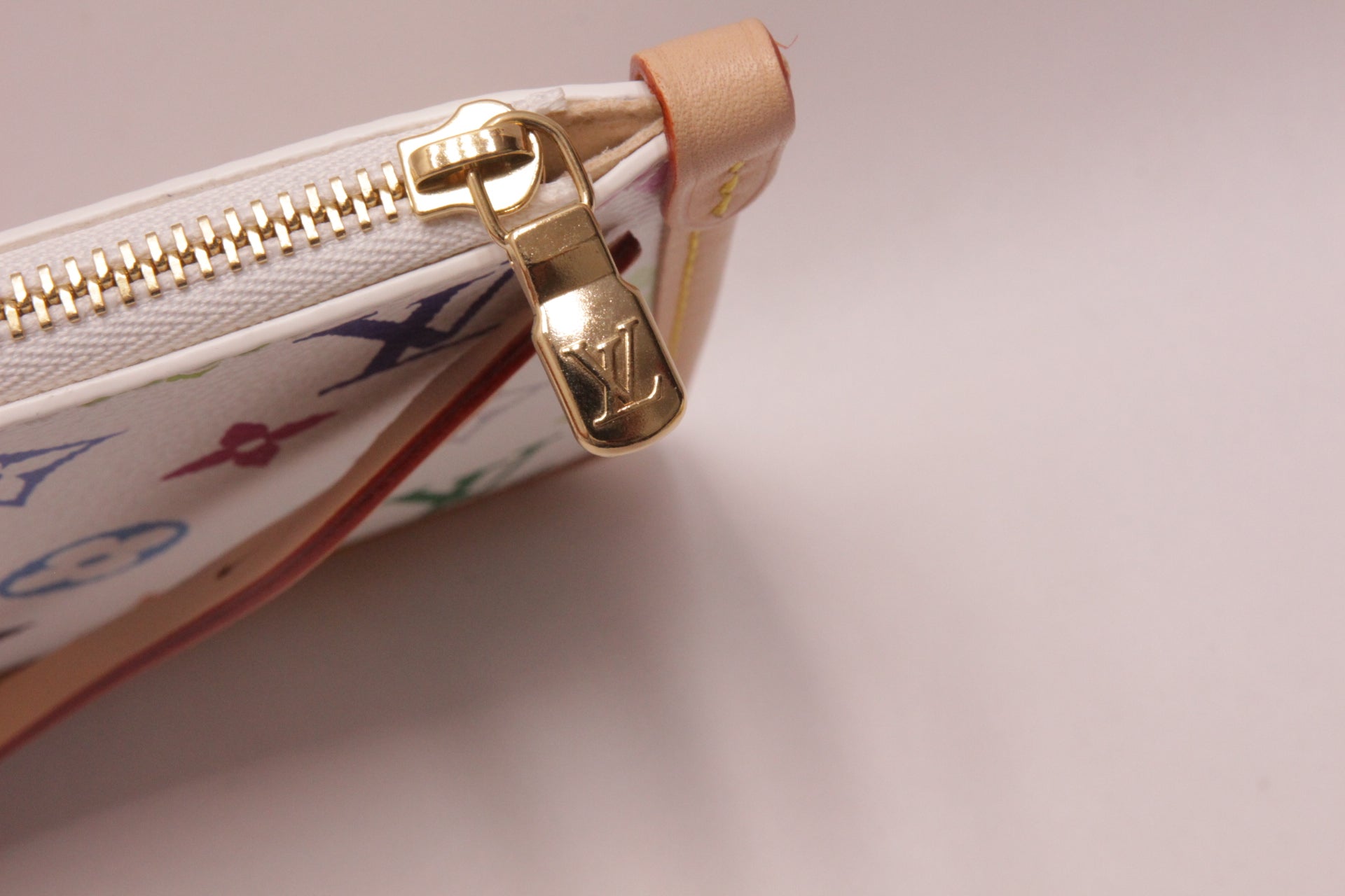 Louis Vuitton CarryAll Pochette Multicolor