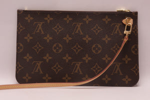 Louis Vuitton Neverfull Pochette Monogram