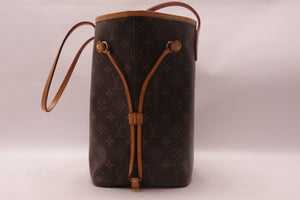 Louis Vuitton Neverfull MM Monogram Set