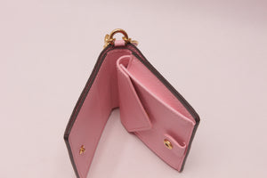 Louis Vuitton Monogram LV Flower Charms Pocket Geldbörse Rarität