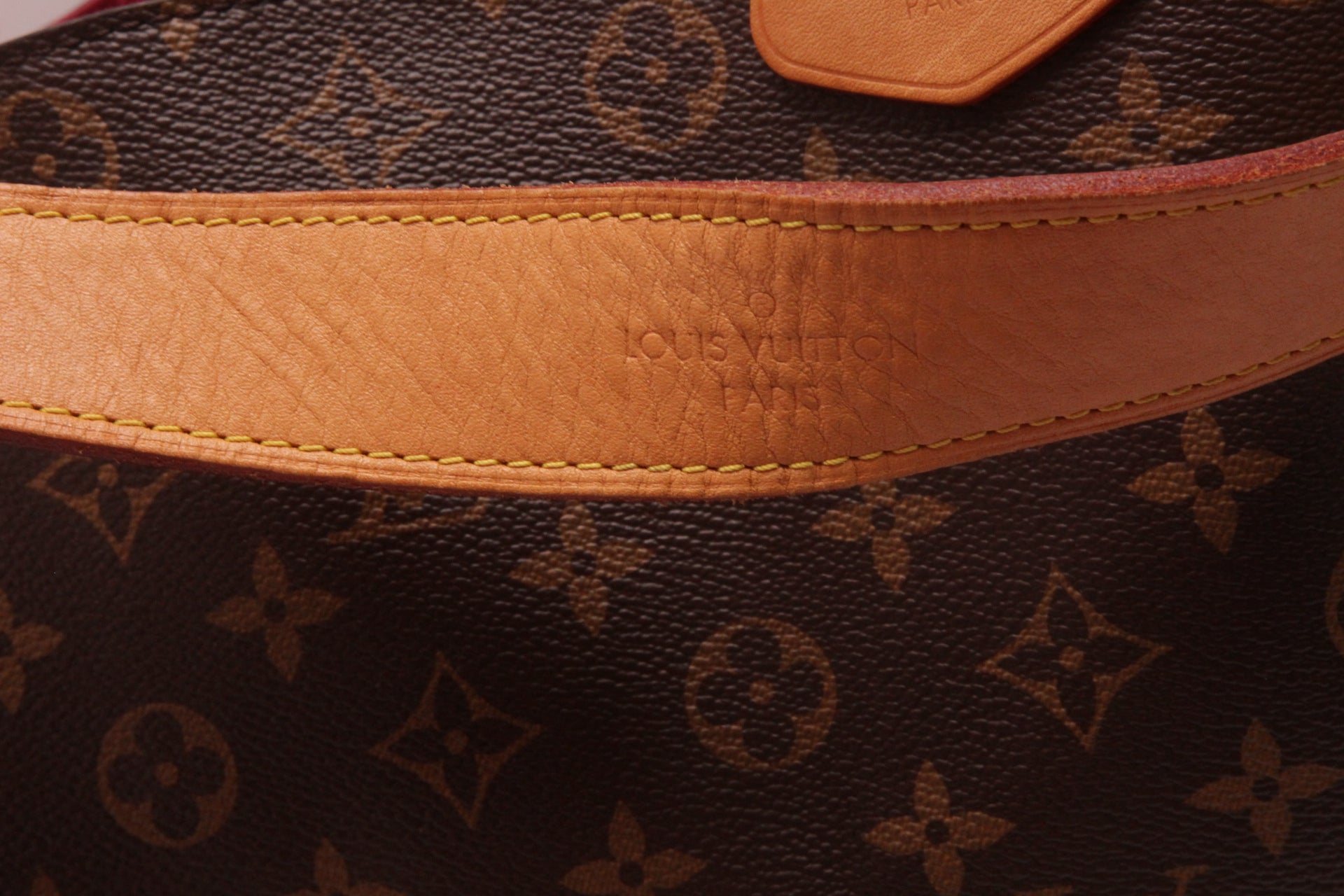 Louis Vuitton Graceful MM Monogram Fuchsia