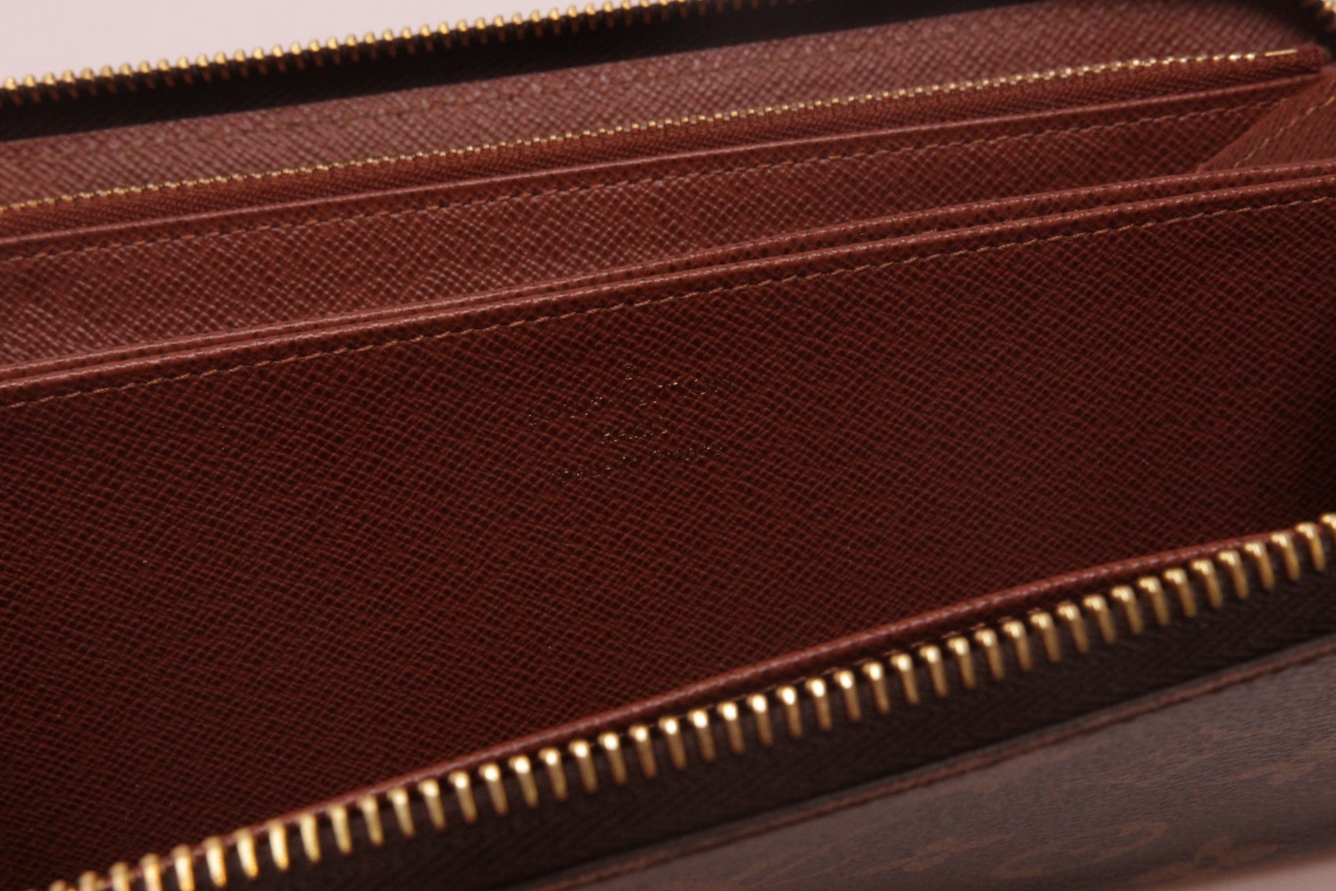 Louis Vuitton Zippy Monogram