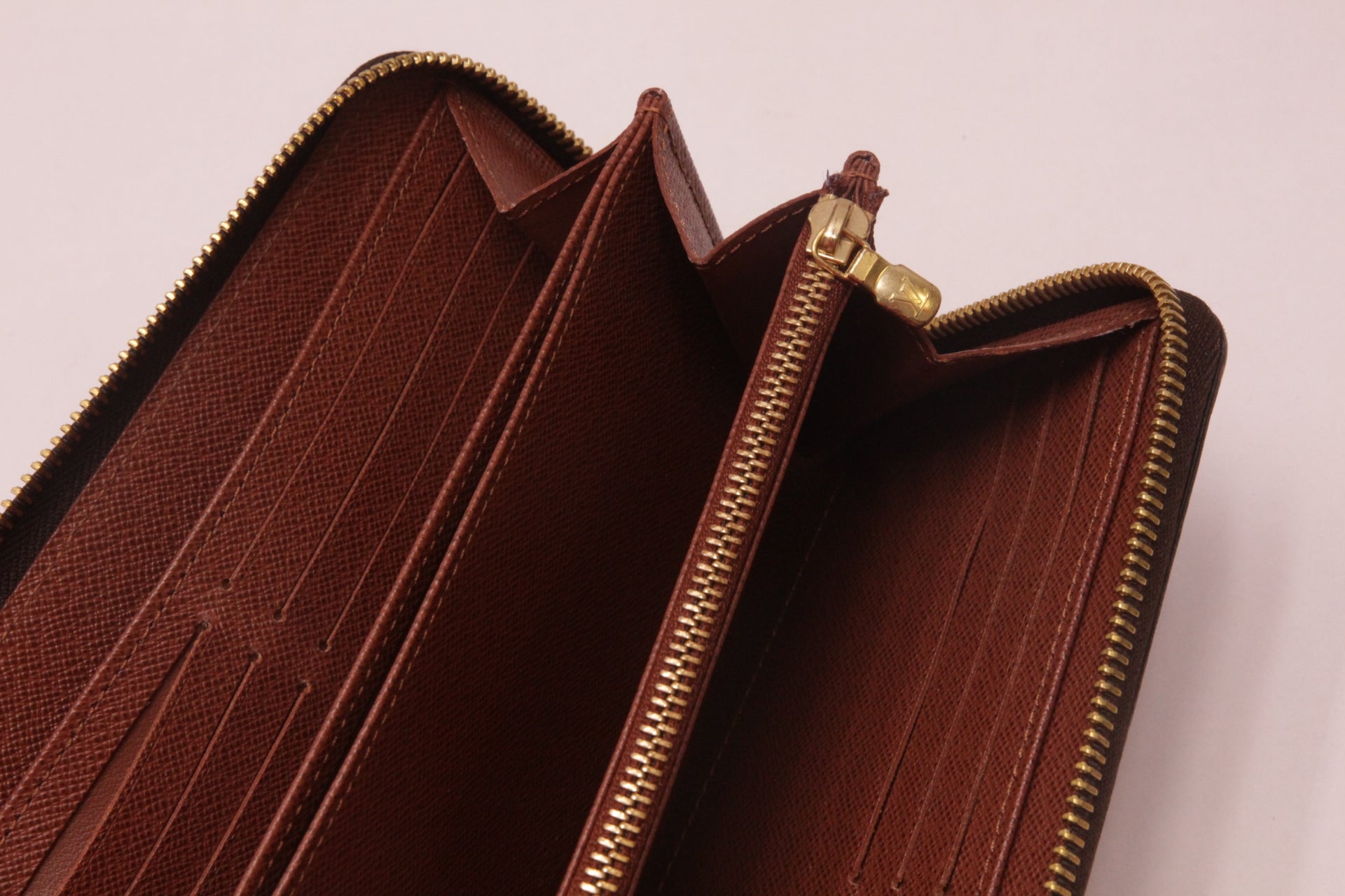 Louis Vuitton Zippy Monogram