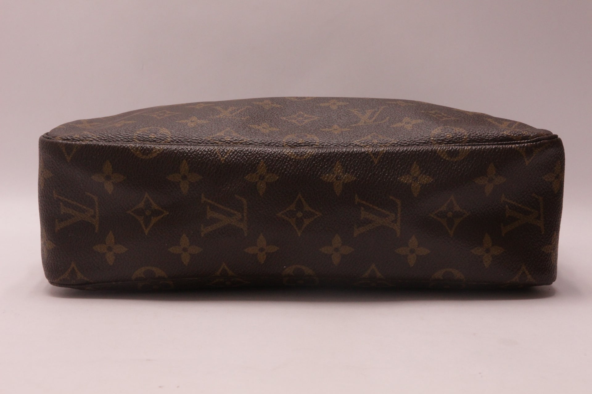 Louis Vuitton Trousse Toilette 28 Monogram