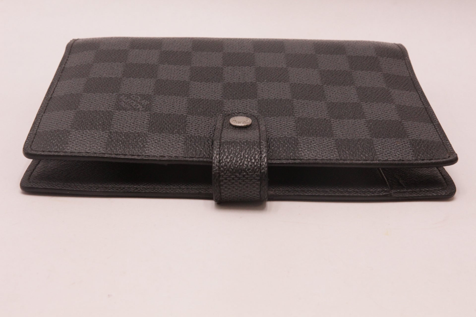 Louis Vuitton Agenda MM Graphite