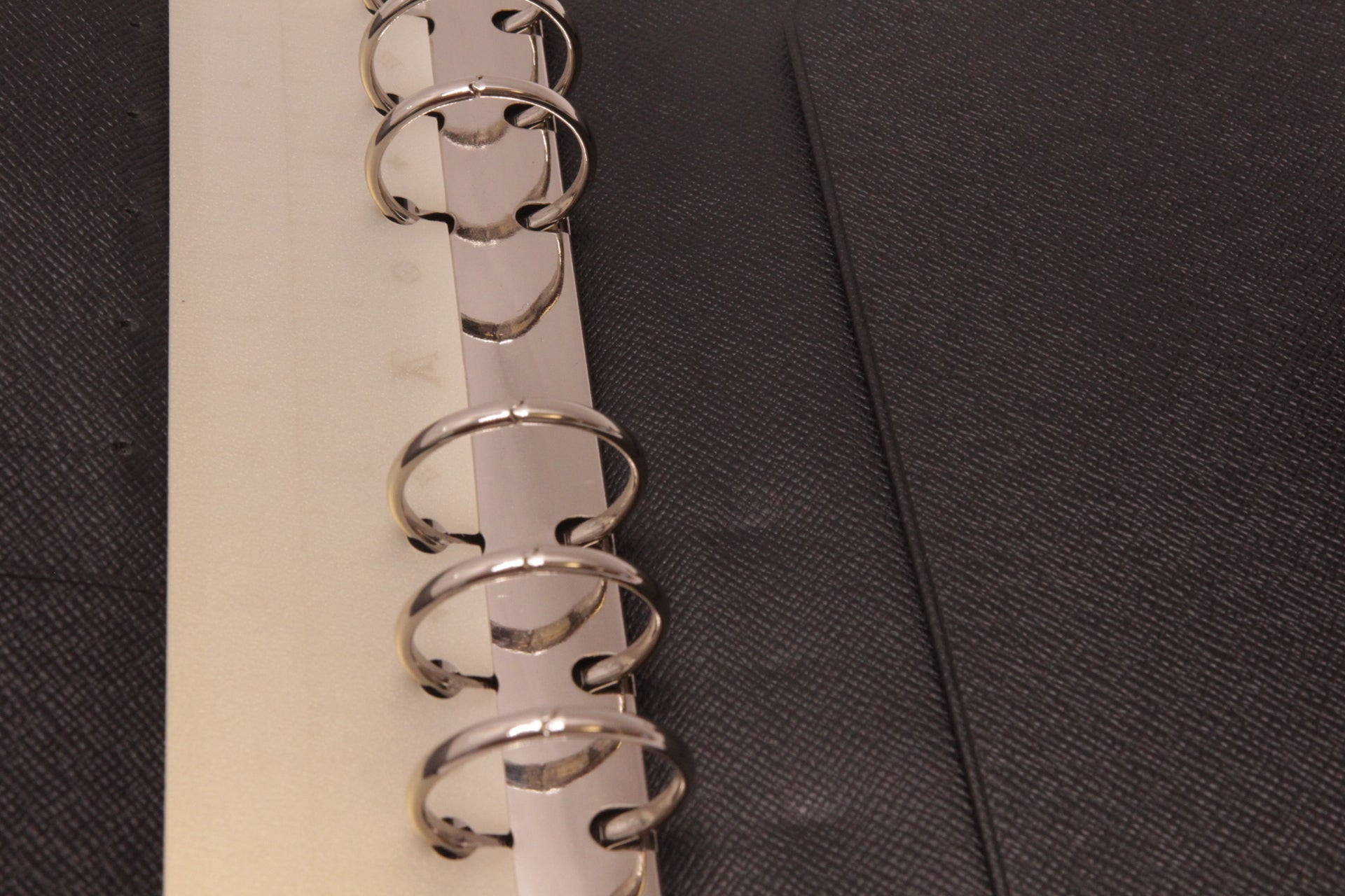 Louis Vuitton Agenda MM Graphite