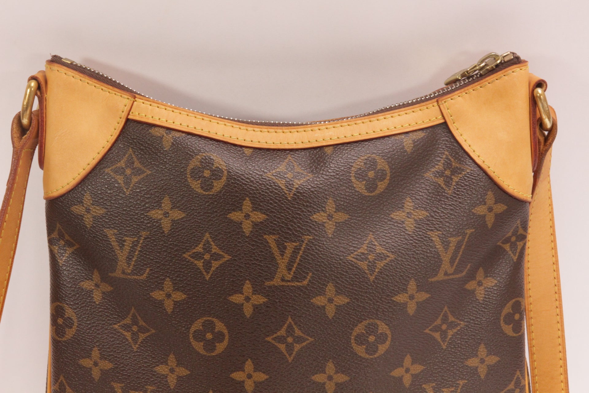 Louis Vuitton Odeon PM Monogram Umhängetasche