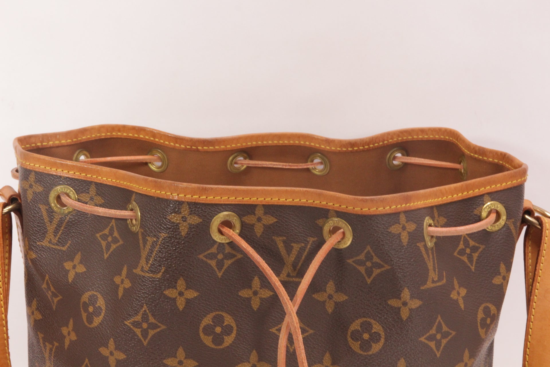 Louis Vuitton Petit Noe Monogram