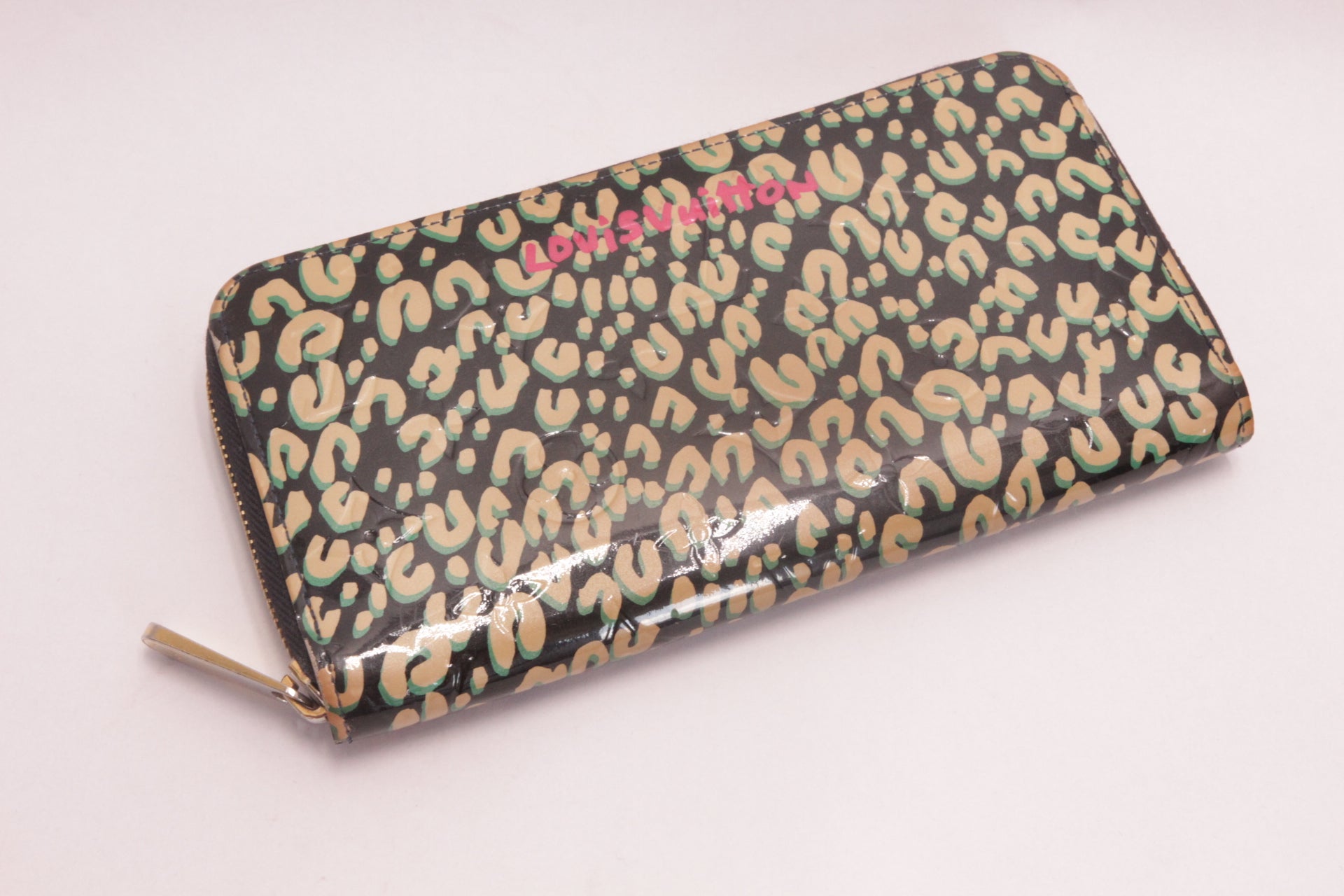 Louis Vuitton Wallet Zippy Stephan Sprouse Vernis Leopard W/Added Chain A935