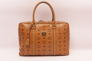 MCM Visetos Messenger Handtasche Cognac