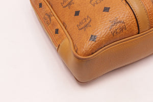 MCM Visetos Messenger Handtasche Cognac