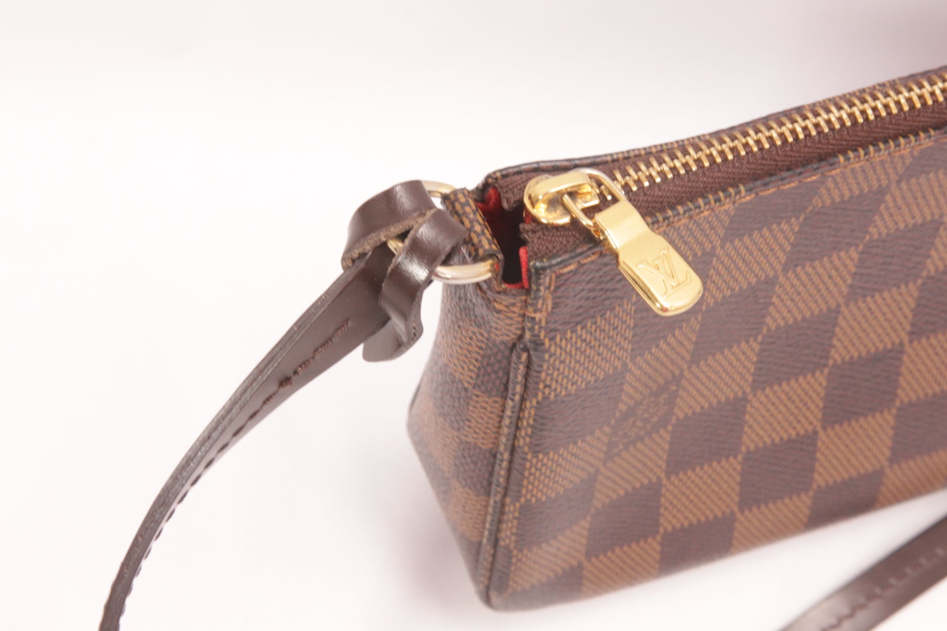 Louis Vuitton Pochette NM Damier