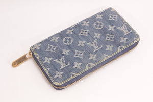 Louis Vuitton Zippy Denim Monogram