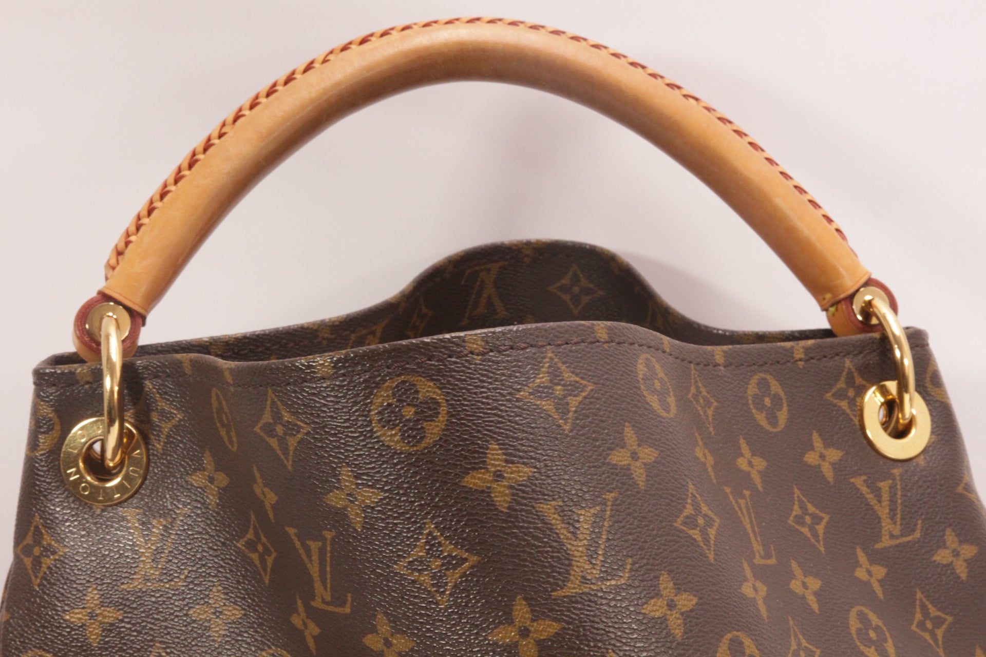 Louis Vuitton Artsy MM Monogram