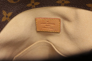 Louis Vuitton Artsy MM Monogram